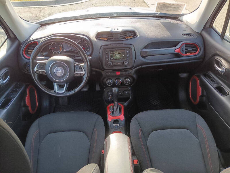 2017 Jeep Renegade Trailhawk