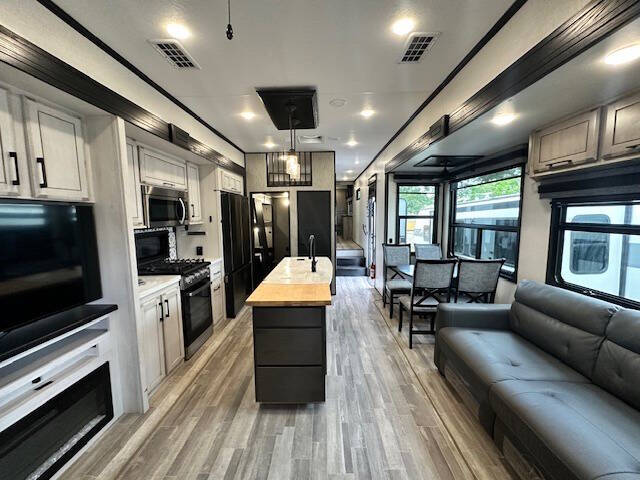 2023 KZ RV Durango