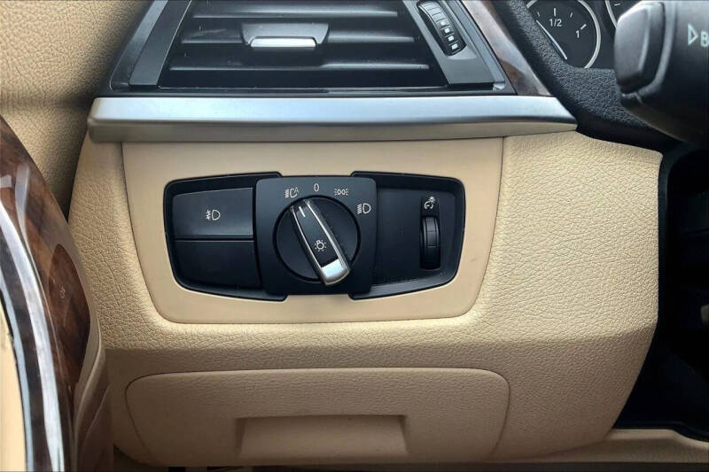 2013 BMW 3 Series 328i xDrive