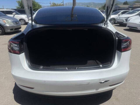 2020 Tesla Model 3 Standard Range Plus