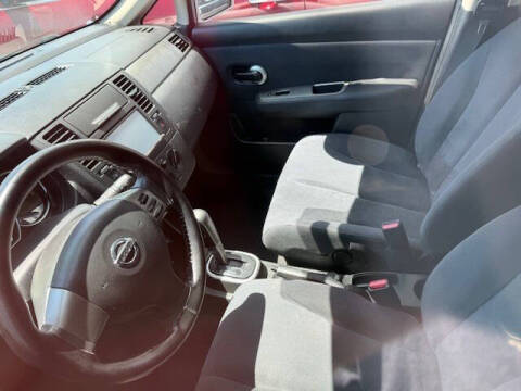 2009 Nissan Versa 1.8 S