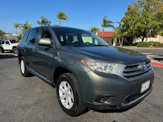 2013 Toyota Highlander for sale at RGM Auto Sales in San Diego, CA