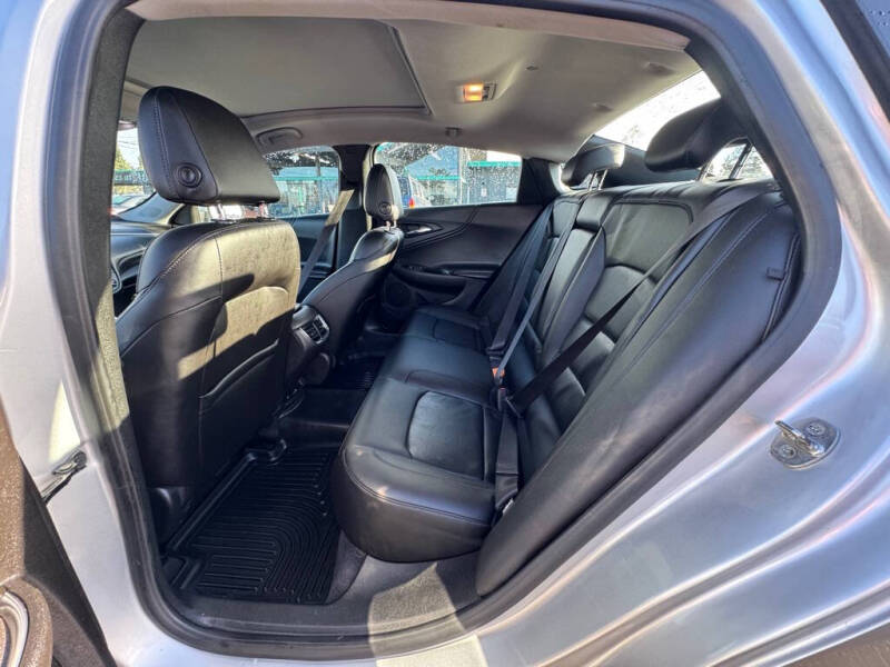 2017 Chevrolet Malibu LT