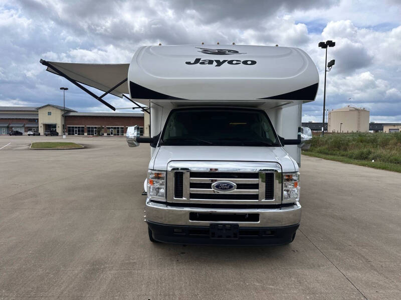 2022 Jayco Grayhawk 27, King Bed  Sleeps 6 , Gas Engine