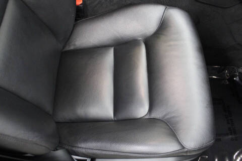 2022 Volvo XC90 T6 Momentum 6-Passenger