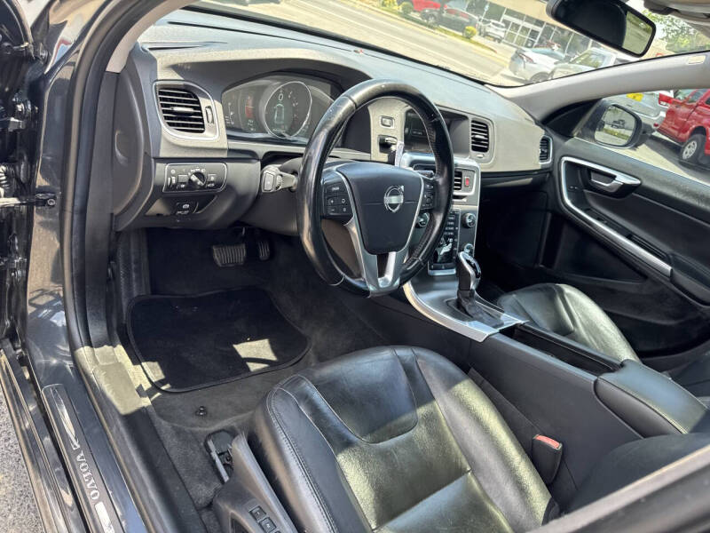 2015 Volvo V60 T5 Drive-E Premier