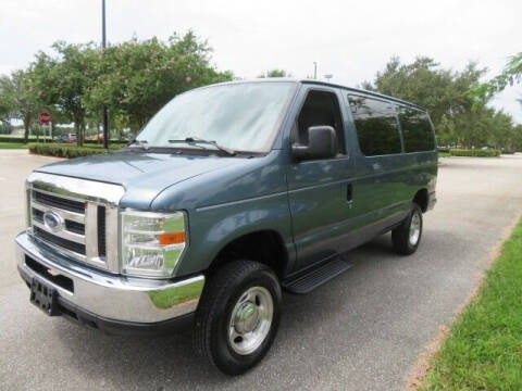 2014 Ford E-Series E-150 XLT