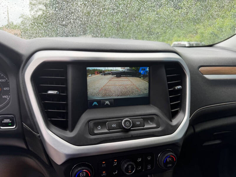 2019 GMC Acadia SLE-1