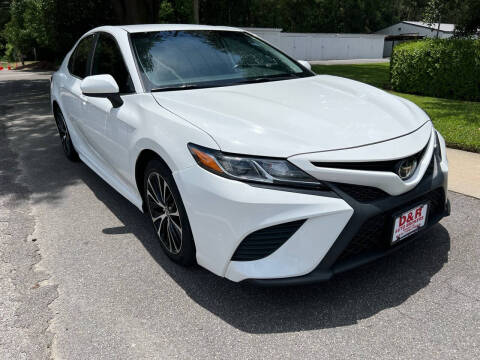 2020 Toyota Camry for sale at D & R Auto Brokers in Ridgeland SC