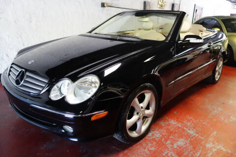 2005 Mercedes-Benz CLK for sale at SR Motorsport in Pompano Beach FL