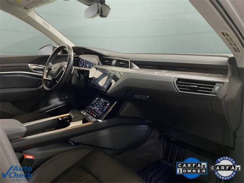 2023 Audi e-tron quattro Premium Plus