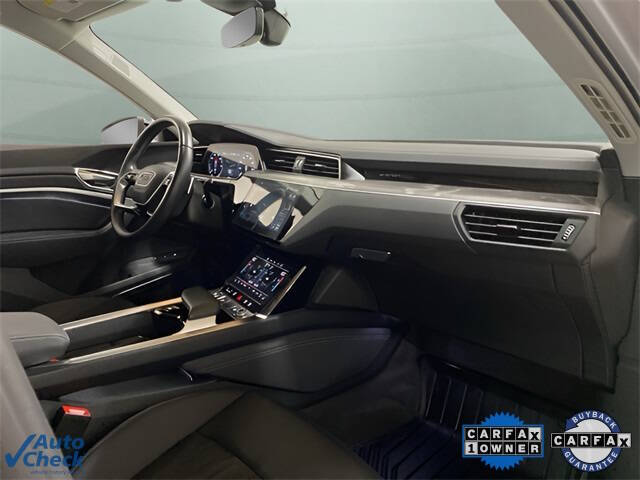 2023 Audi e-tron quattro Premium Plus