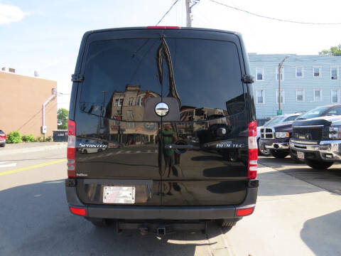 2011 Freightliner Sprinter 2500