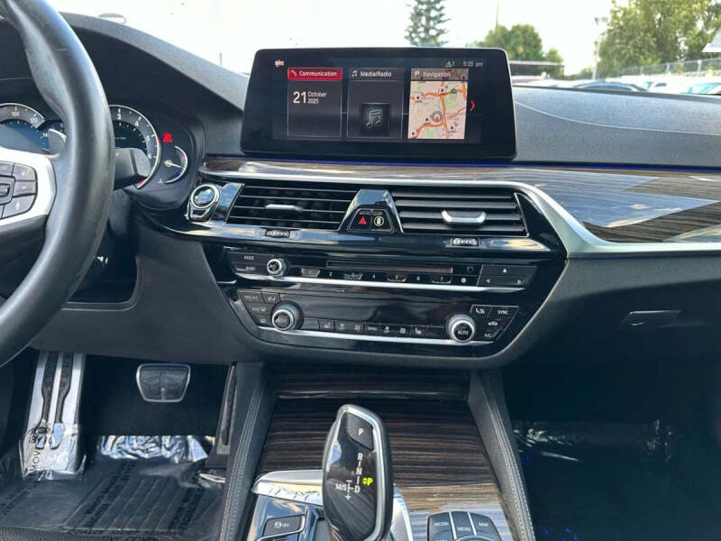 2019 BMW 5 Series 540i