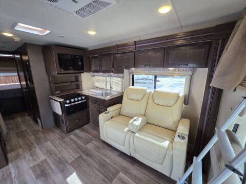 2020 Thor Motor Coach Freedom Elite