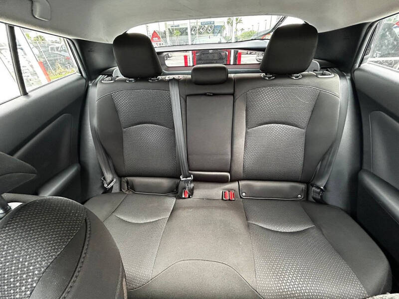 2020 Toyota Prius L Eco