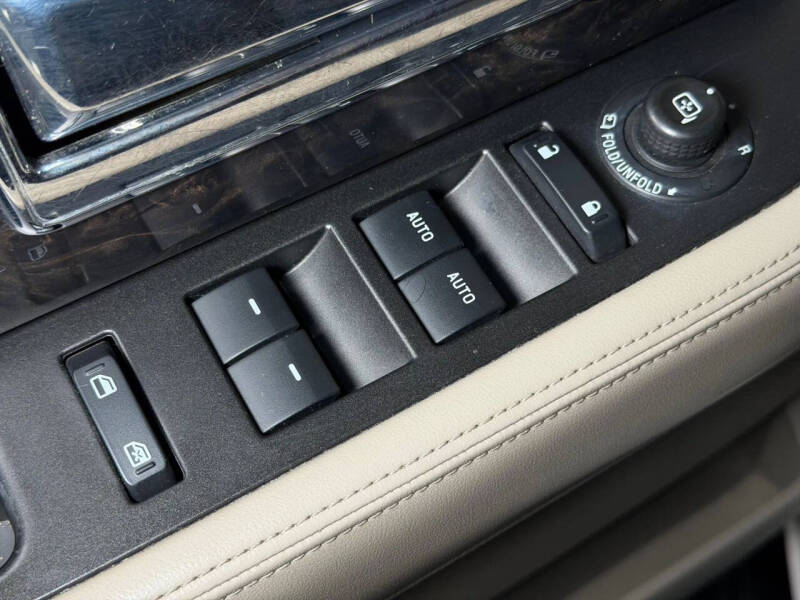 2017 Lincoln Navigator Select