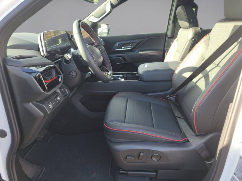 2024 Chevrolet Silverado EV RST