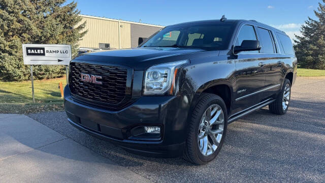 2020 GMC Yukon XL Denali's photo