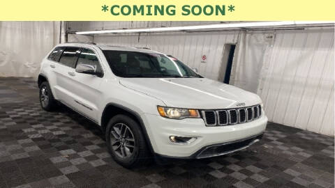 2017 Jeep Grand Cherokee for sale at R & B Car Company in South Bend IN