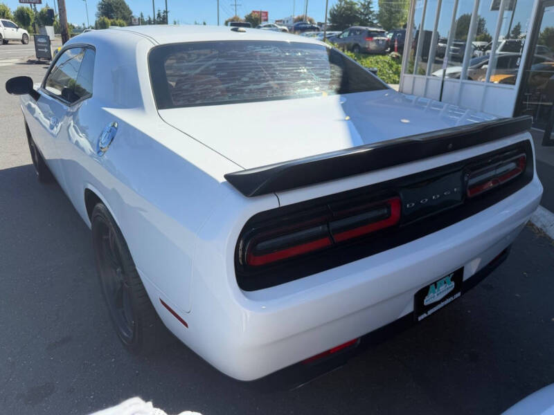 2018 Dodge Challenger SXT