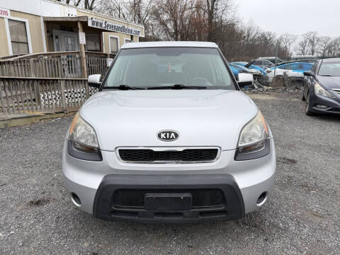 2011 Kia Soul +