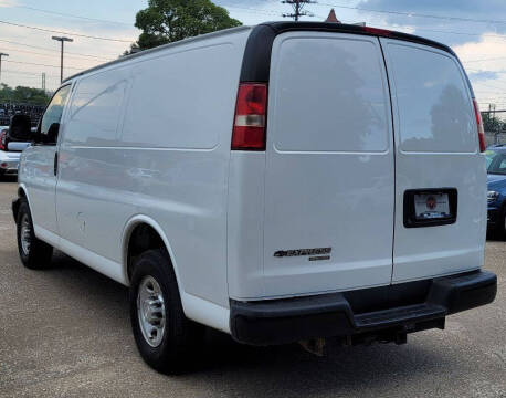 2016 Chevrolet Express 2500