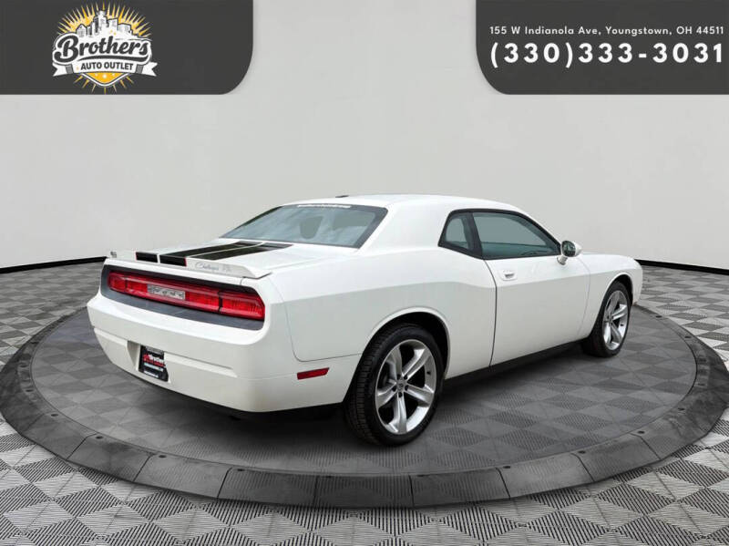 2010 Dodge Challenger SE