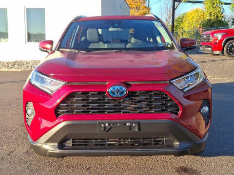 2021 Toyota RAV4 Hybrid XLE