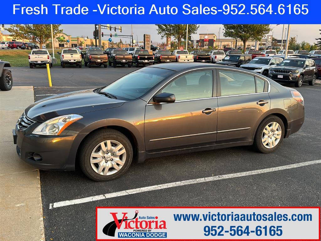 2011 Nissan Altima for sale at Victoria Auto Sales in Victoria, MN