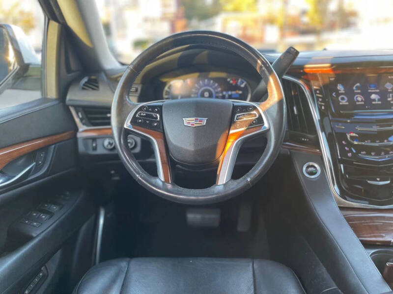 2017 Cadillac Escalade Premium Luxury