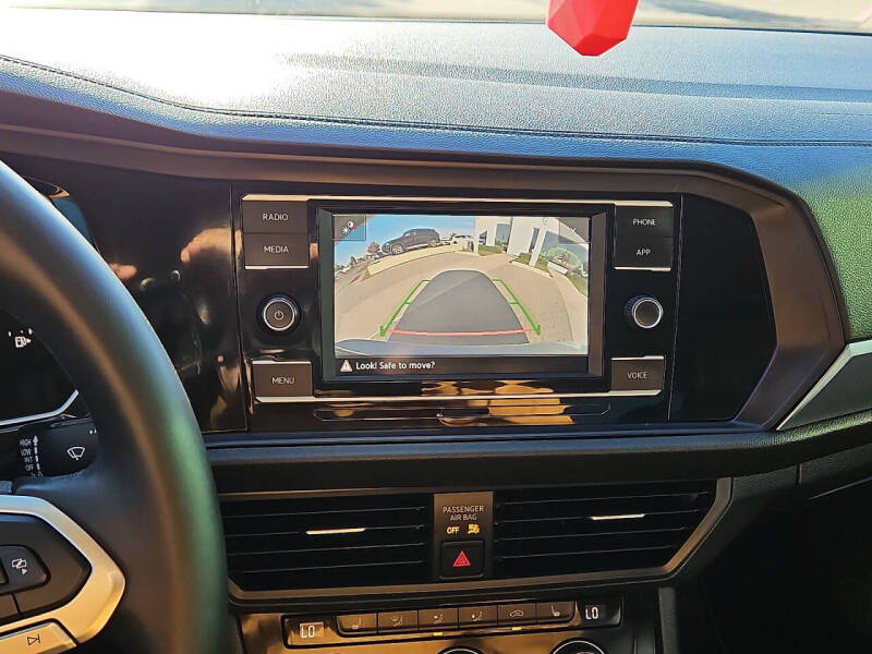 2022 Volkswagen Jetta SE