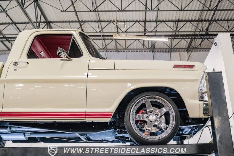 1967 Ford F-100