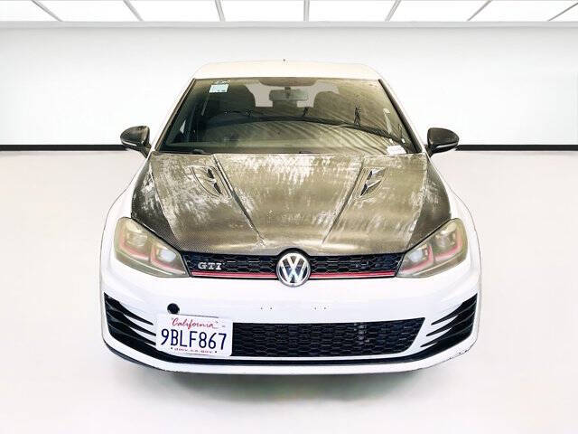 2017 Volkswagen Golf GTI S