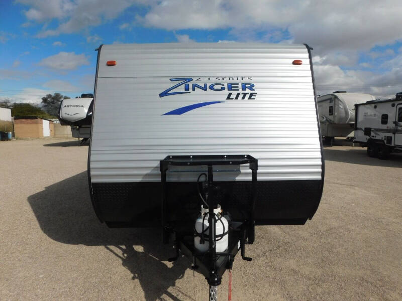 2018 Crossroads Zinger Z-1 Series Lite 18BH for sale at Eastside RV Liquidators in Tucson AZ