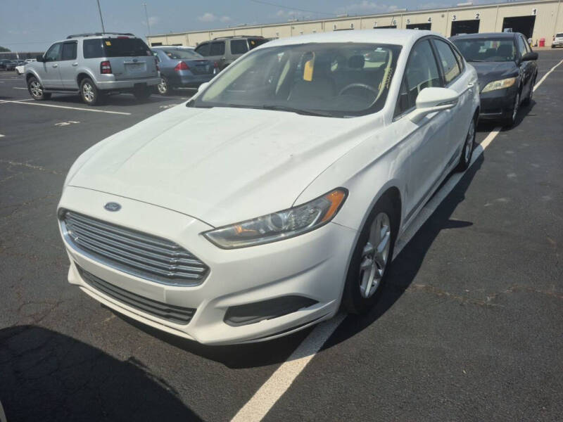 2015 Ford Fusion SE's photo