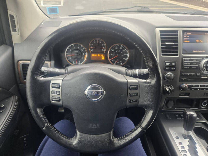 2012 Nissan Armada Platinum