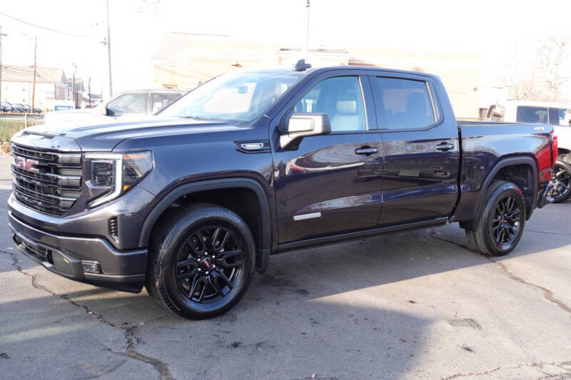 2024 GMC Sierra 1500 Elevation's photo