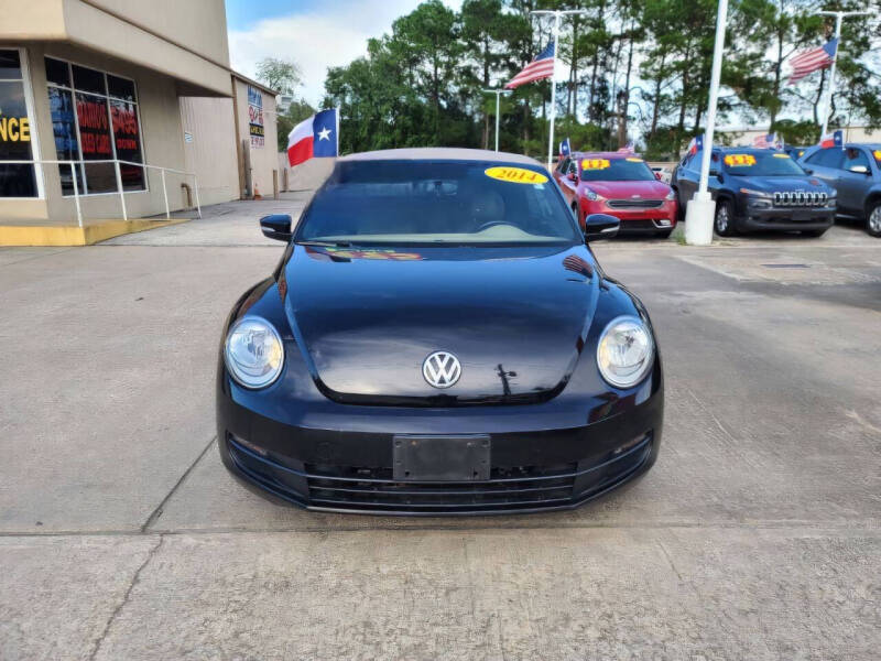 Used 2014 Volkswagen Beetle 1.8 with VIN 3VW5X7AT0EM808580 for sale in Houston, TX