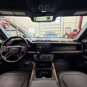 2024 Land Rover Defender 130 P400 X