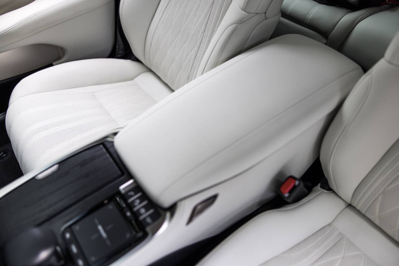 2022 Lexus LS 500 42