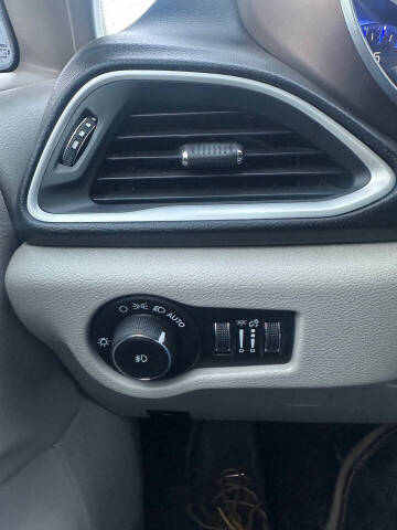 2019 Chrysler Pacifica Touring L