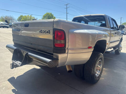 2000 Dodge Ram 3500 SLT