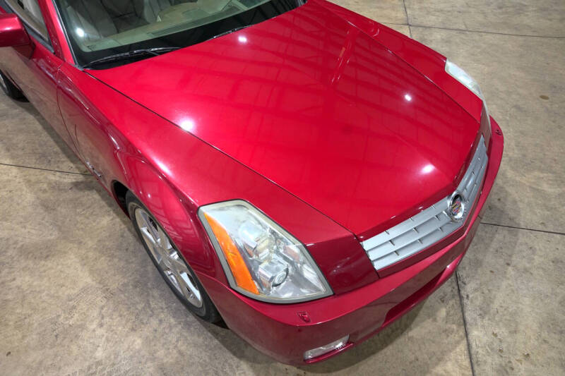 2005 Cadillac XLR