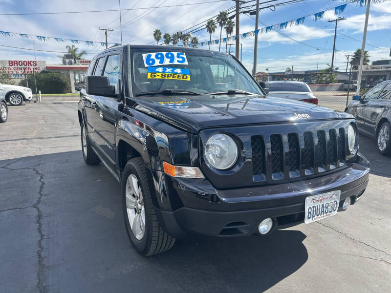 2011 Jeep Patriot Sport photo 2