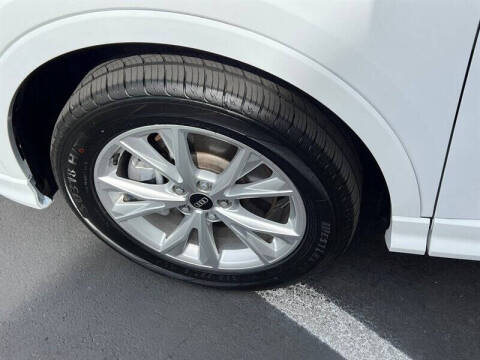 2023 Audi Q3 quattro S line Premium 45 TFSI