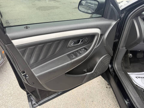 2016 Ford Taurus SEL