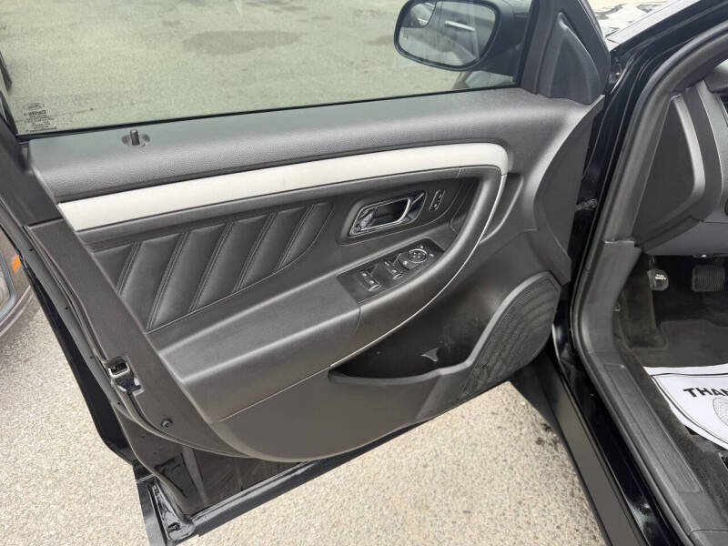 2016 Ford Taurus SEL