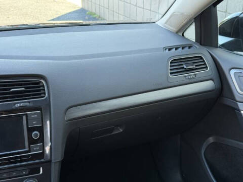 2018 Volkswagen Golf SportWagen TSI S 4Motion