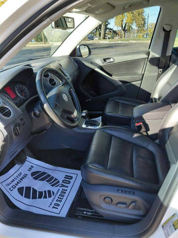 2009 Volkswagen Tiguan SEL 4Motion